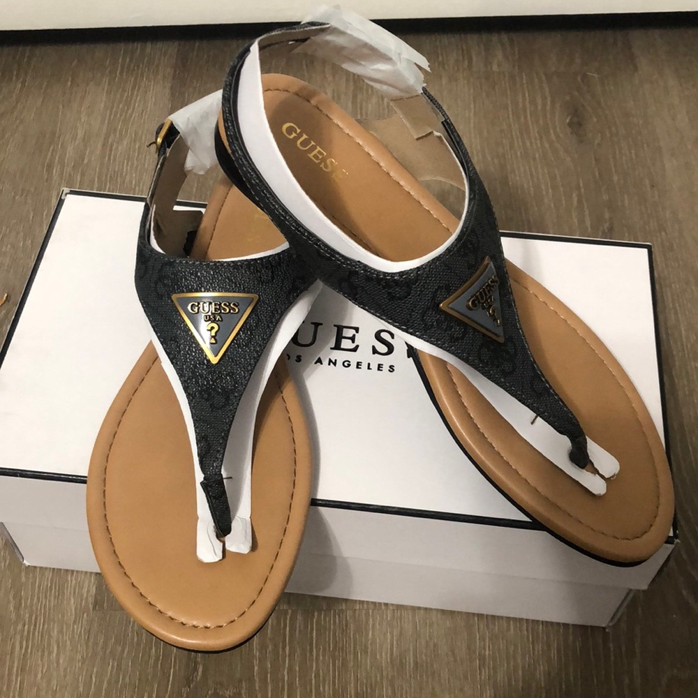 GUESS Women’s sandals